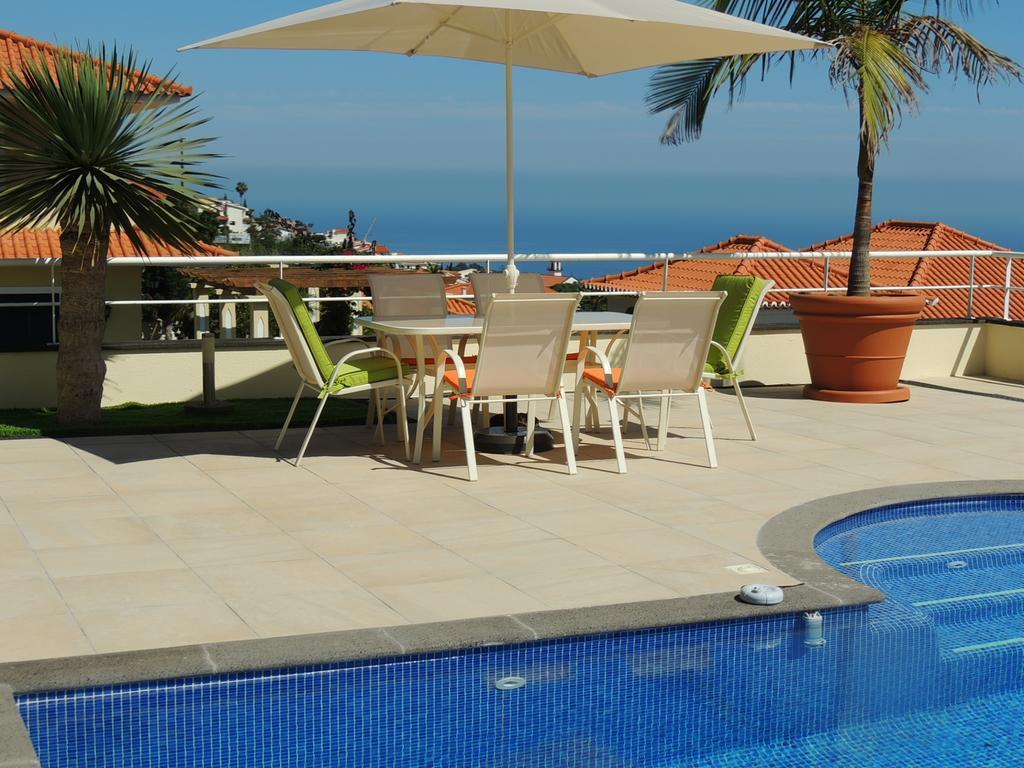 Studio Flat With Pool فونشال الغرفة الصورة